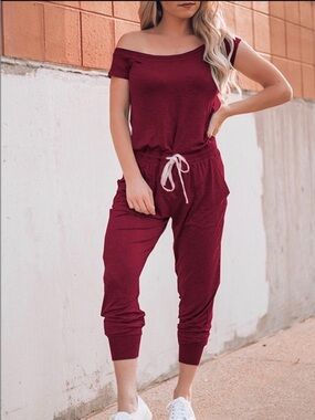 Women’s Burgundy Off-Shoulder Jogger Jumpsuit